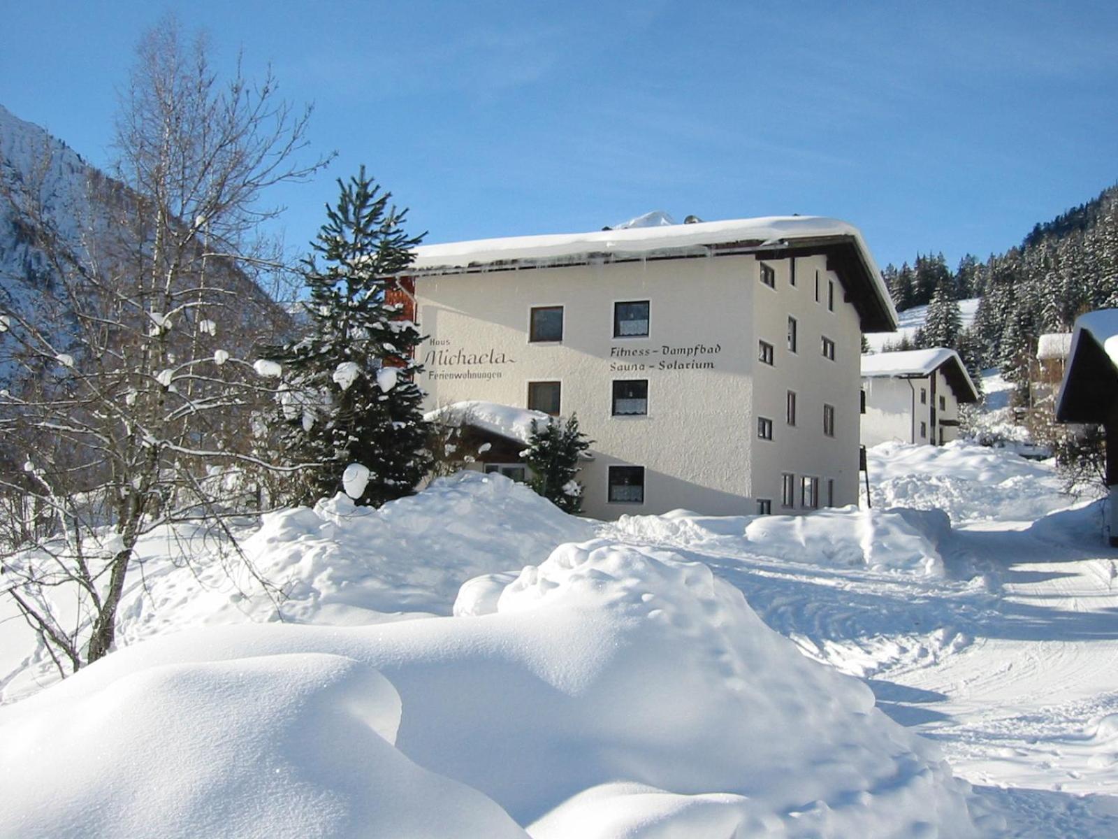 Appartementhaus Michaela Бах Екстериор снимка
