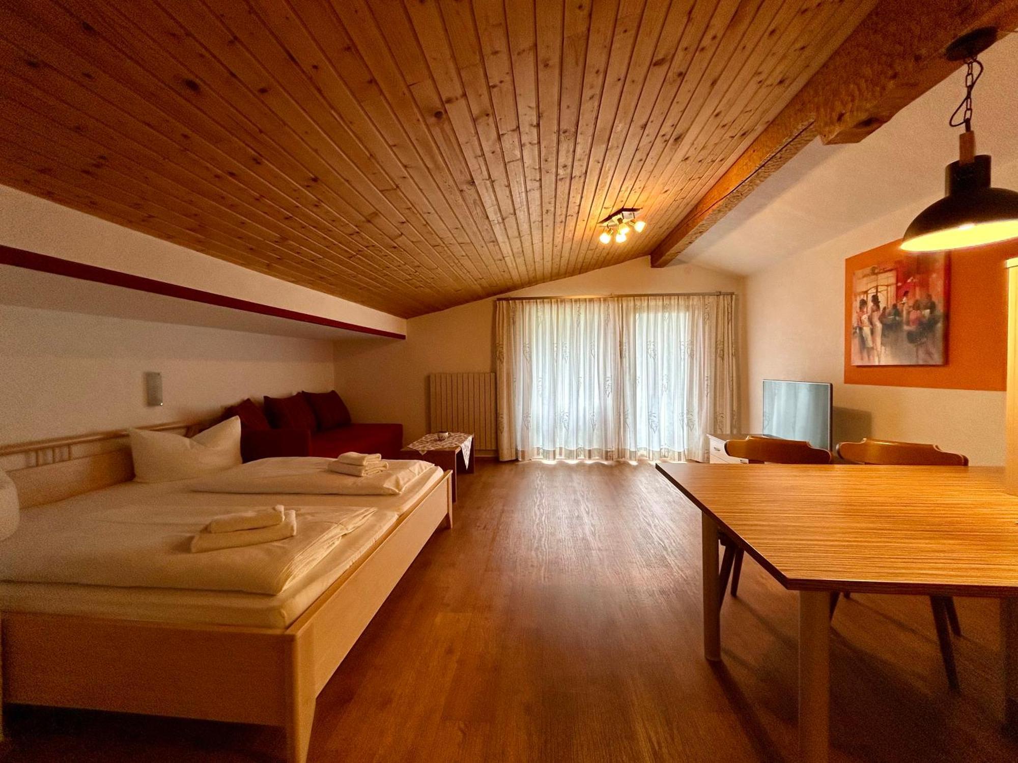 Appartementhaus Michaela Бах Екстериор снимка